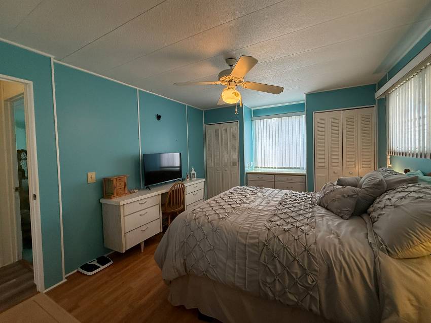 31 Center Rd a Palmetto, FL Mobile or Manufactured Home for Sale